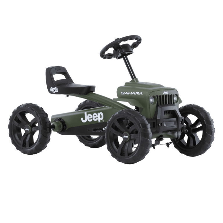 Berg buzzy jeep sahara zijaanzicht